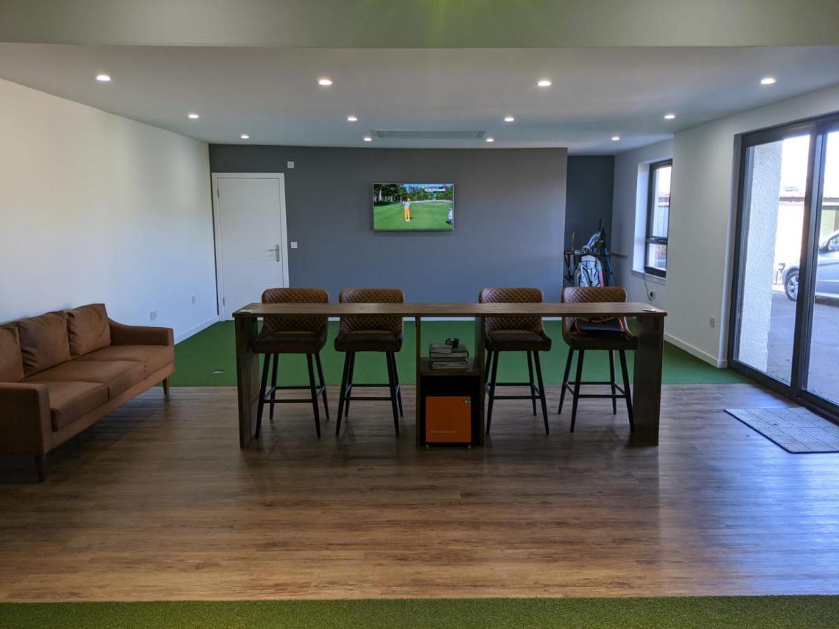 Golfers Dream Guest Suite With Onsite Golf Studio Available For Booking By Guests Strathkinness Buitenkant foto